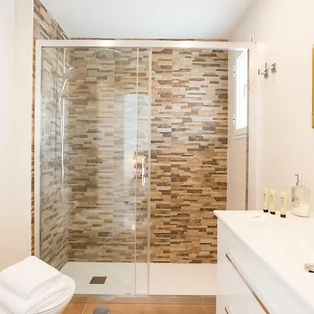 Holiday home Benalmadena: Adosado Con Piscina Y Jardin *