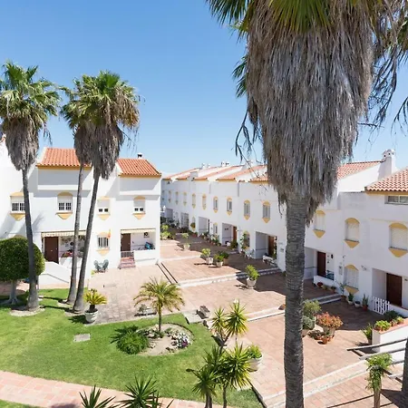 Benalmadena: Adosado Con Piscina Y Jardin Holiday home