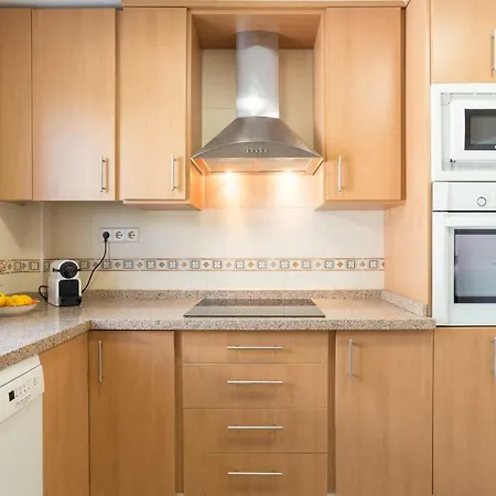 Holiday home Benalmadena: Adosado Con Piscina Y Jardin Benalmadena
